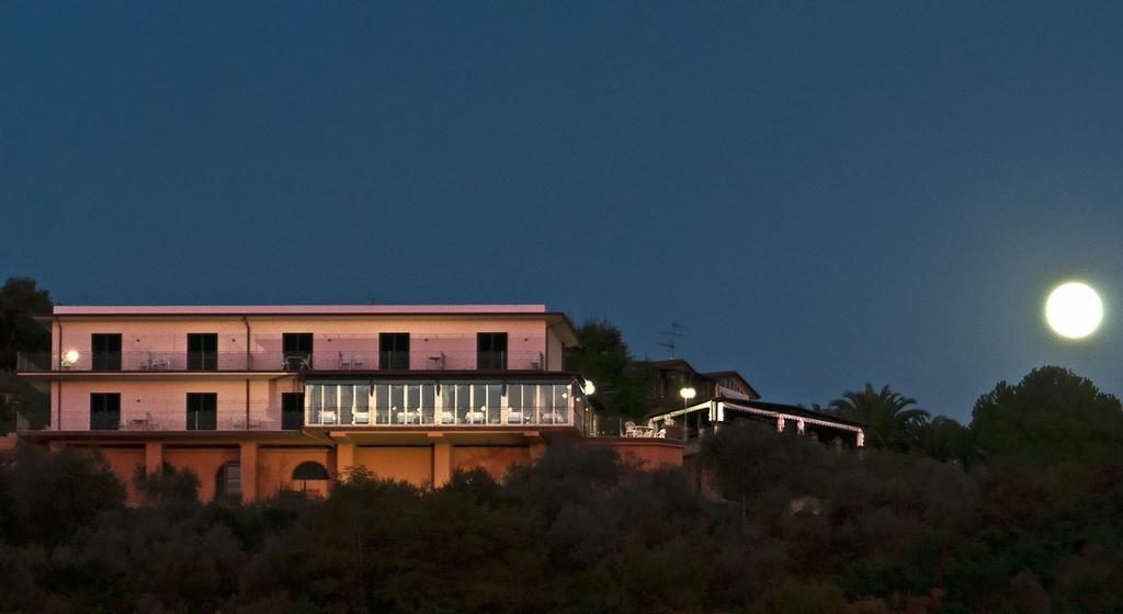 La Chandelle Massarosa Exterior photo